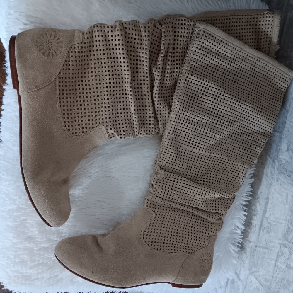 UGG Abilene ruched suede boots